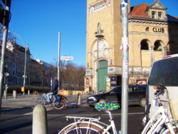 Berlin Verteilung Sattelschoner Pukka Tee