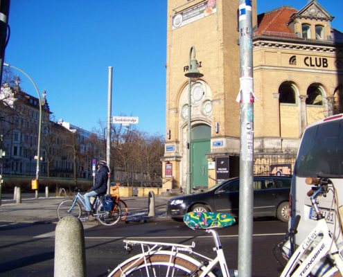 Berlin Verteilung Sattelschoner Pukka Tee