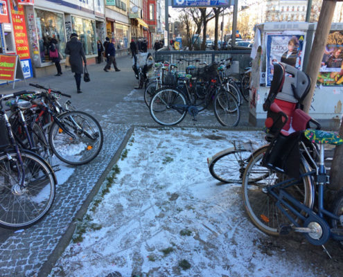 Berlin Kreuzberg Verteilung Veloschoner Pukka Tee